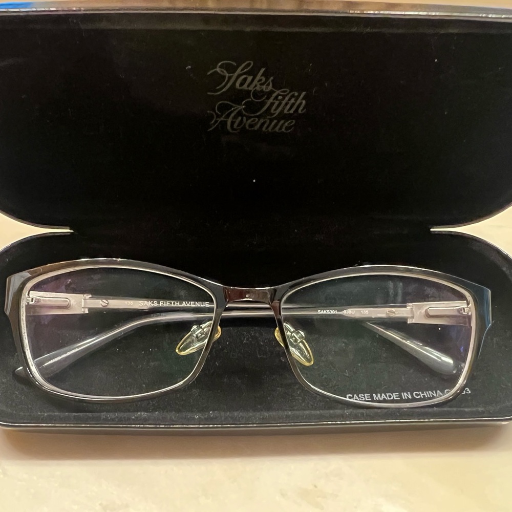 Saks fifth Avenue eyeglasses